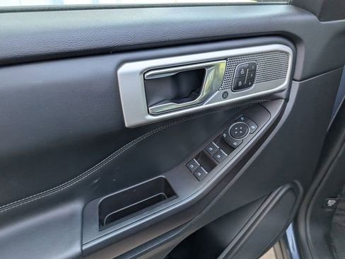 Used 2020 Ford Explorer Limited AWD/4WD image 10