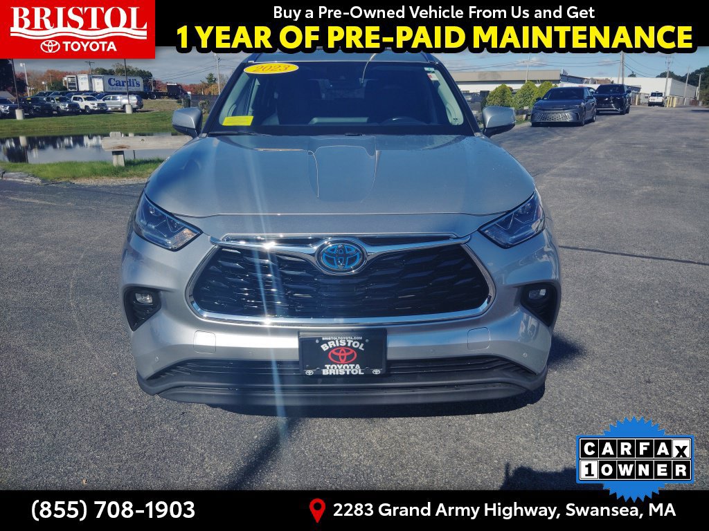 Used 2023 Toyota Highlander Limited AWD/4WD image 2