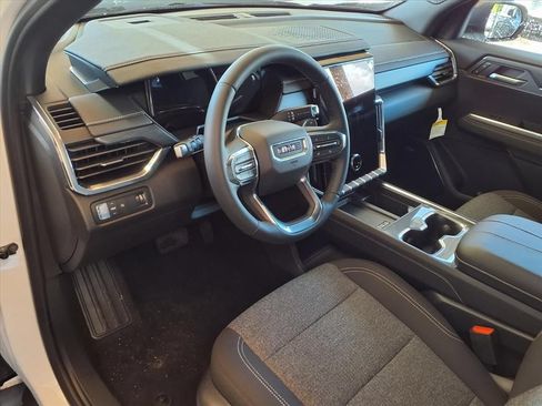Used 2026 GMC Acadia Elevation FWD image 20