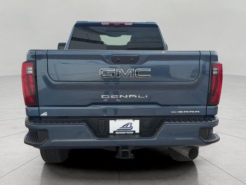 Used 2026 GMC Sierra 3500 Denali Ultimate AWD/4WD image 7