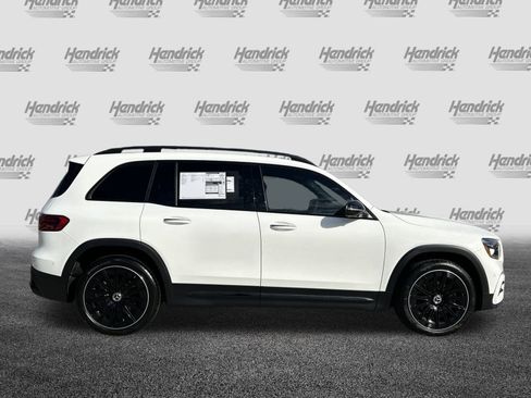 New 2025 Mercedes-Benz GLB 250 4MATIC image 10