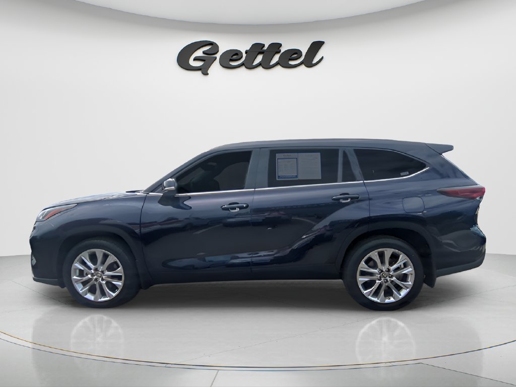 Used 2024 Toyota Highlander Limited FWD image 8
