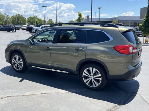 Used 2022 Subaru Ascent Limited w/ Technology Package AWD/4WD image 11