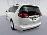 Used 2018 Chrysler Pacifica Touring Plus w/ Tire & Wheel Group image 4