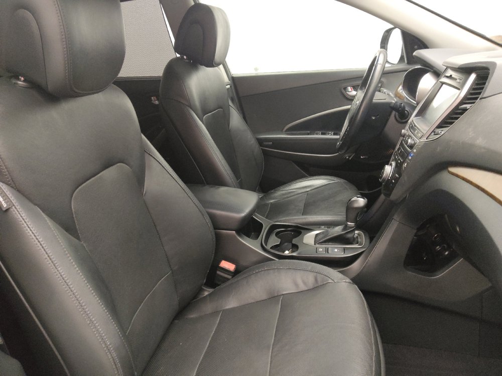Used 2017 Hyundai Santa Fe Limited FWD image 21