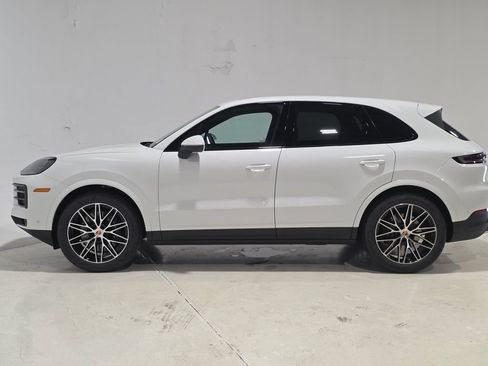 New 2026 Porsche Cayenne AWD/4WD image 2