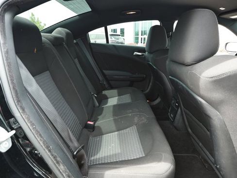 Used 2022 Dodge Charger R/T w/ Blacktop Package image 30