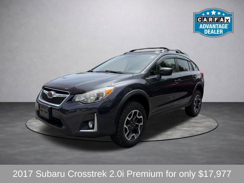 Used 2017 Subaru Crosstrek 2.0i Premium w/ Moonroof Package AWD/4WD image 9