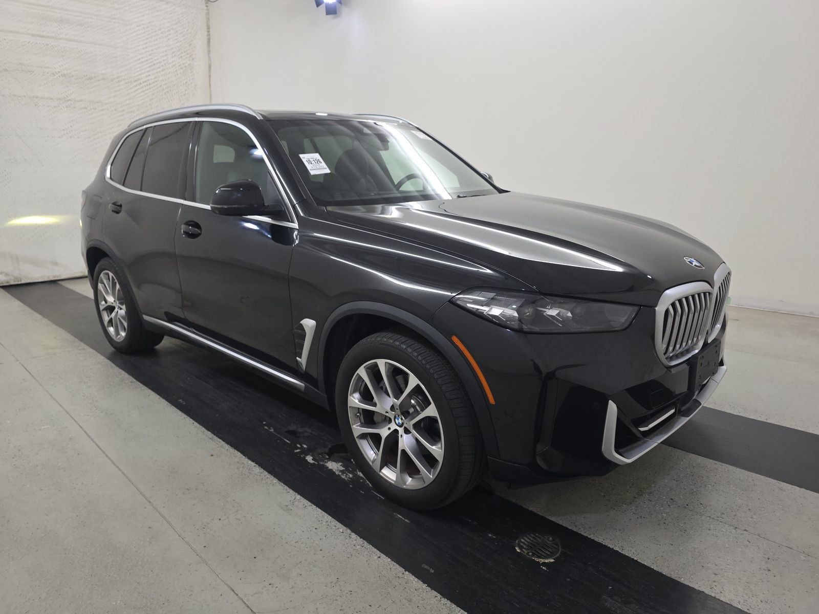 Used 2024 BMW X5 sDrive40i w/ Parking Assistance Package RWD image 4