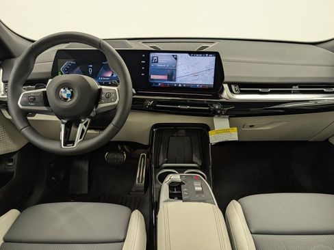 New 2026 BMW X2 xDrive28i w/ Technology Package image 17