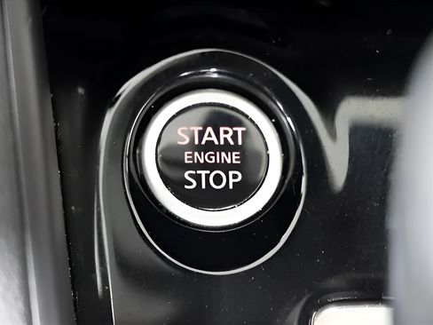 Used 2023 Nissan Versa SR w/ Trunk Package FWD image 41