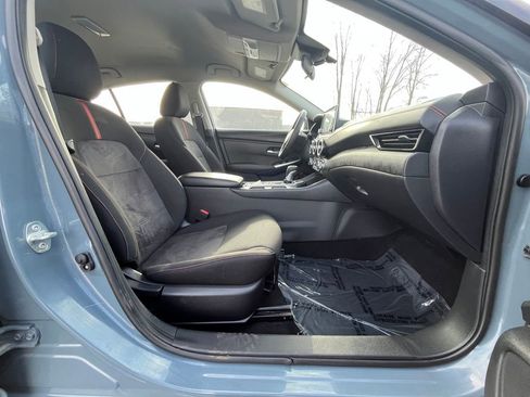 Used 2025 Nissan Sentra SR image 22