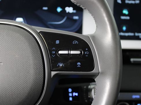 Used 2024 Hyundai Ioniq 5 SEL image 14