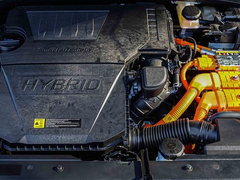 Certified 2025 Kia Niro SX Touring image 28