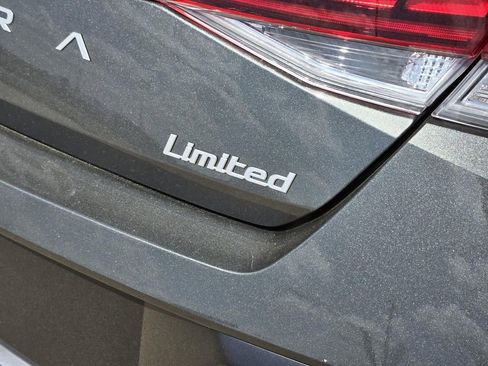 New 2026 Hyundai Elantra Limited FWD image 5