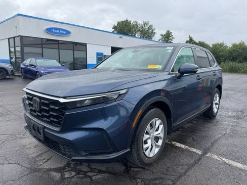 Used 2025 Honda CR-V LX image 6