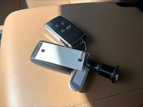 Certified 2025 Land Rover Defender 110 S image 10