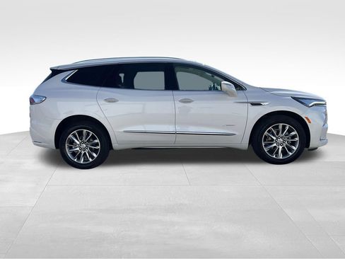 Used 2023 Buick Enclave Avenir w/ Trailering Package, 5000 lbs. AWD/4WD image 27