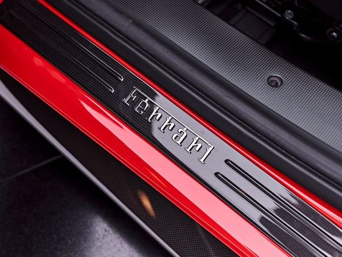 Used 2020 Ferrari 488 Pista Coupe RWD image 65