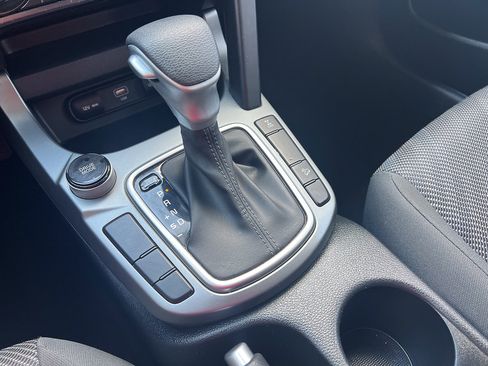 Used 2024 Kia Seltos LX AWD/4WD image 23