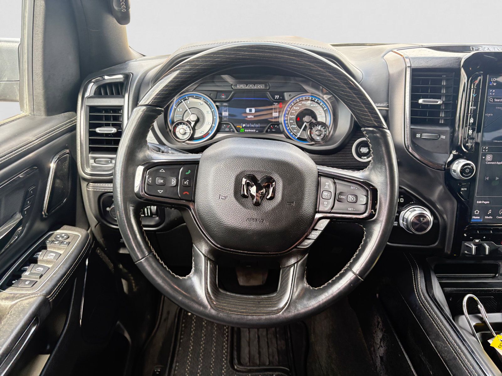 Used 2022 RAM 1500 Limited AWD/4WD image 13