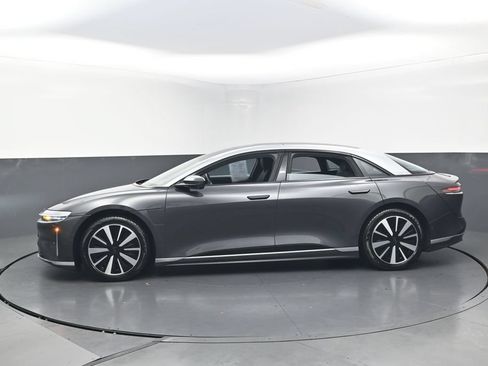 Used 2023 Lucid Air Touring AWD/4WD image 3