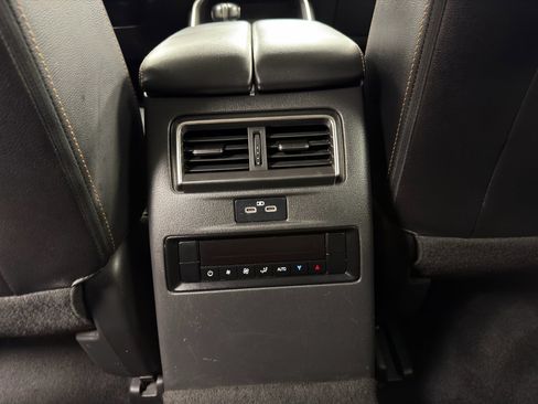 Used 2024 MAZDA CX-90 3.3 Turbo w/ Preferred Plus image 33