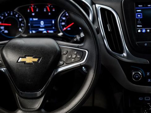 Used 2021 Chevrolet Equinox LT w/ LPO, Floor Liner Package AWD/4WD image 22