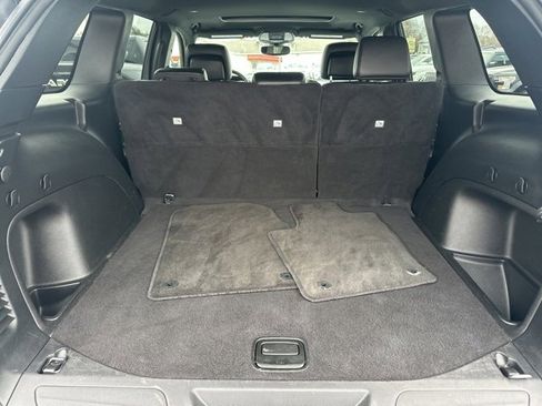 Used 2022 Jeep Grand Cherokee Laredo X image 26