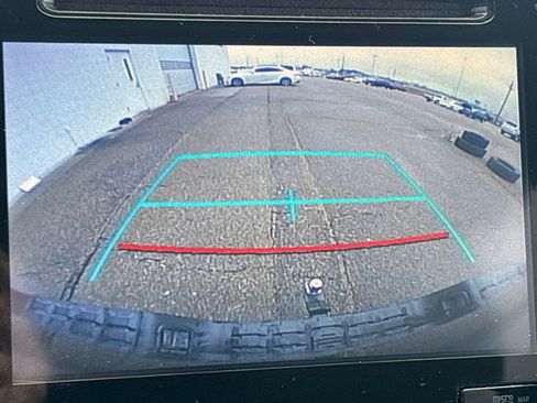 Used 2017 Toyota Tacoma TRD Off-Road w/ Tow Package (A/T) image 10