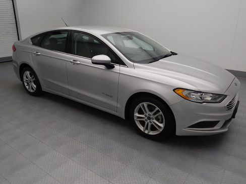 Used 2018 Ford Fusion S image 11