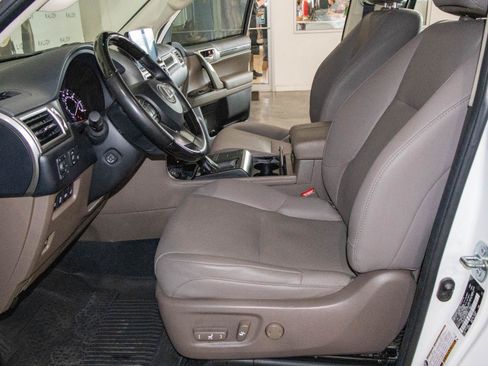 Used 2023 Lexus GX 460 Premium AWD/4WD image 8