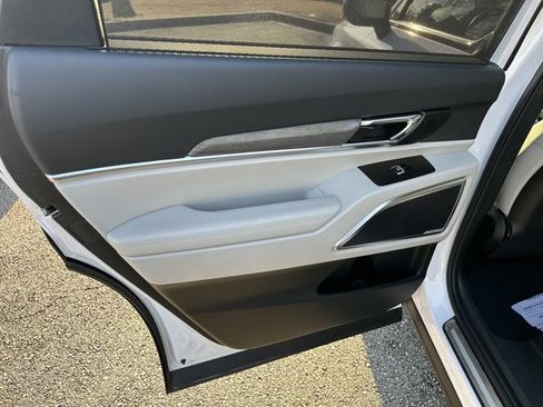 Used 2021 Kia Telluride SX w/ Nightfall Edition Package image 26