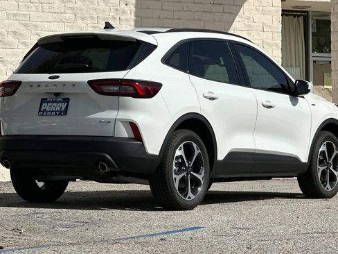 New 2025 Ford Escape ST-Line Select AWD/4WD image 4