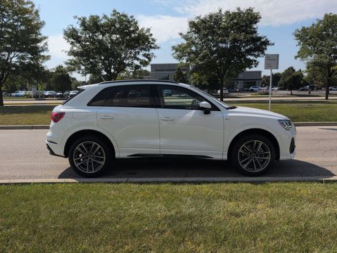 New 2025 Audi Q3 2.0T Premium image 39