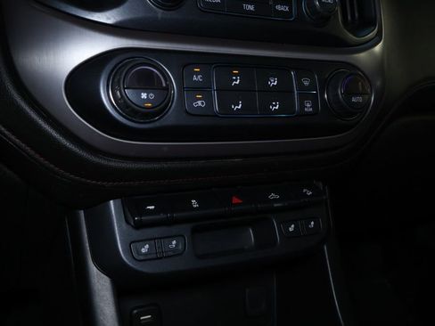 Used 2018 GMC Canyon All Terrain image 29