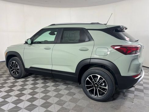 New 2026 Chevrolet TrailBlazer LT w/ Convenience Package AWD/4WD image 7