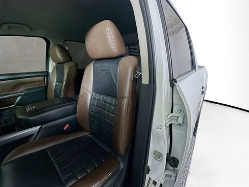 Used 2018 Nissan Titan Platinum Reserve w/ Platinum Utility Package image 12