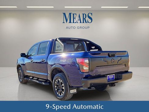 Used 2021 Nissan Titan PRO-4X w/ Pro-4x Convenience Package image 4