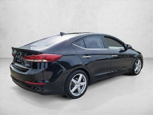 Used 2017 Hyundai Elantra Limited FWD image 5