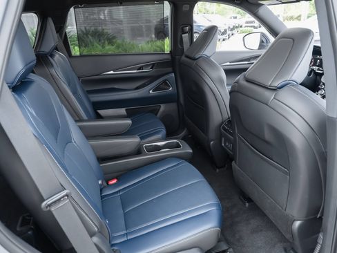 Certified 2026 INFINITI QX60 Sport w/ Dark Cargo Package AWD/4WD image 35