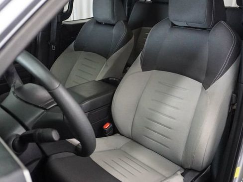 Used 2025 Toyota Tacoma Limited AWD/4WD image 9