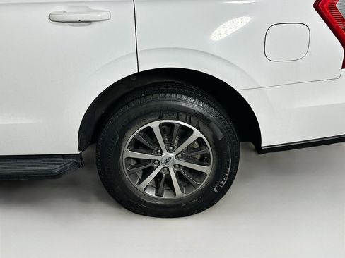Used 2019 Ford Expedition XLT w/ Equipment Group 201A image 11
