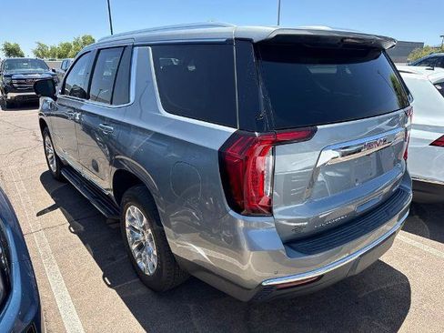 Used 2023 GMC Yukon SLT AWD/4WD image 4