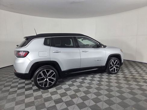 Certified 2025 Jeep Compass Limited w/ Elite Group AWD/4WD image 6
