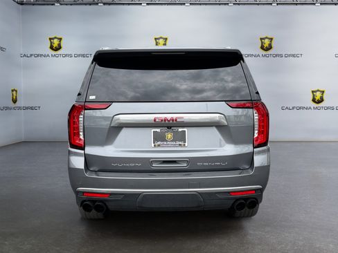 Used 2021 GMC Yukon XL Denali AWD/4WD image 4