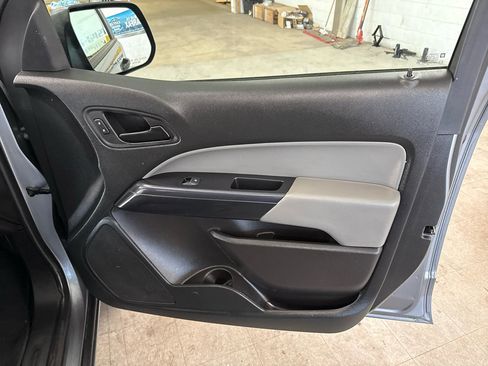 Used 2022 Chevrolet Colorado W/T w/ WT Convenience Package image 49