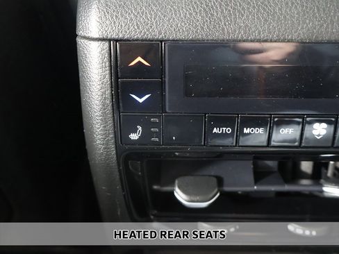 Used 2022 Jeep Grand Cherokee Overland w/ Luxury Tech Group IV image 11