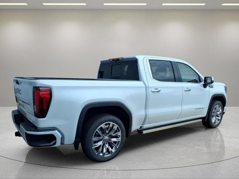 New 2026 GMC Sierra 1500 Denali w/ Denali Reserve Package AWD/4WD image 3