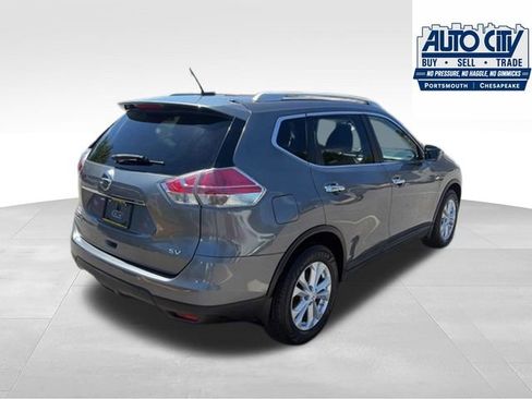 Used 2015 Nissan Rogue SV w/ SV Premium Package FWD image 4